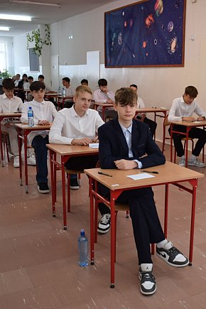 Egzamin 8-klasisty w SP6-15574