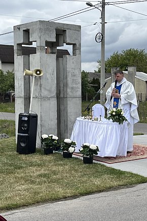 Nowa kapliczka w Gawłowie poświęcona-15601