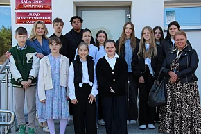 Młodzieżowa Rada Gminy Kampinos z wizytą w urzędzie-15627