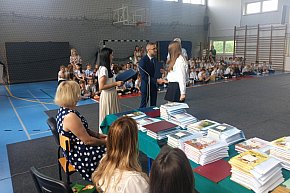 Stypendia Wójta Gminy Rybno dla uczniów wręczone-15841