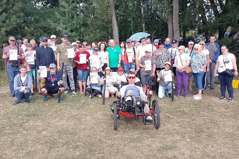 Piknik wędkarski nad zalewem w Boryszewie