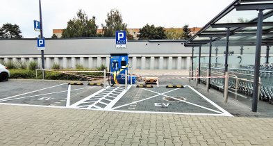 Pierwsza stacja ładowania samochodów elektrycznych w Sochaczewie-69174