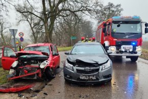 Wypadek w Witkowicach, dwie osoby poszkodowane -72688