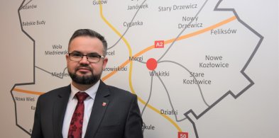 Gmina Wiskitki: wkład własny na remont dwóch dróg powiatowych zabezpieczony-73661