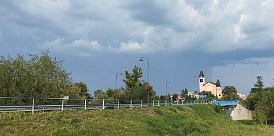 Ostrzeżenie burzowe dla mieszkańców powiatu sochaczewskiego-75000