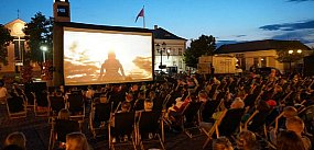 Sochaczewskie Kino Letnie: pięć seansów na placu