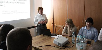 Specjalny program dla osób stosujących przemoc domową za nami-83654
