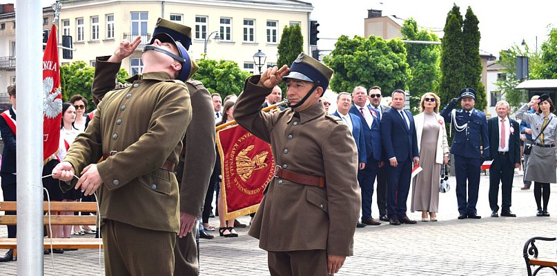 Pierwsza w Europie, druga na świecie, czyli 3 Maja na pl. Kościuszki - 83719