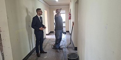 Gmina Rybno: rozpoczął się remont parteru urzędu -83752