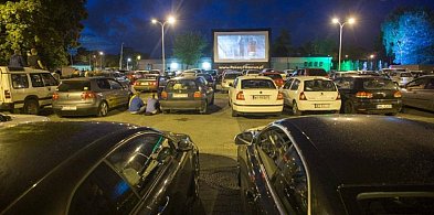 Kino Letnie w Sochaczewie: będzie 6 seansów, jeden dla zmotoryzowanych-83769