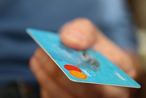 Unia szykuje nowy system płatności. Karty nie będą już takie same-83810