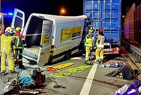 Pięć osób nie żyje. Tragedia w pobliżu Ożarowa [AKTUALIZACJA]-83991