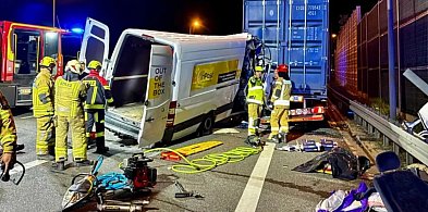 Pięć osób nie żyje. Tragedia w pobliżu Ożarowa-83991
