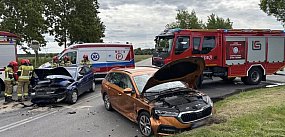 Wypadek na DW 705 w Malanowie, dwie osoby w szpitalu