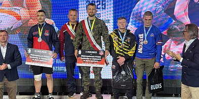 Medalowe żniwo zapaśników. LKS Mazowsze to najlepszy klub-84260