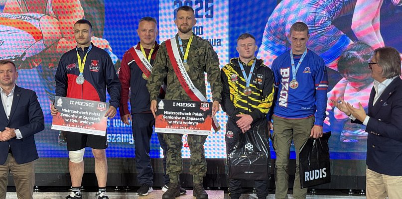 Medalowe żniwo zapaśników. LKS Mazowsze to najlepszy klub - 84260