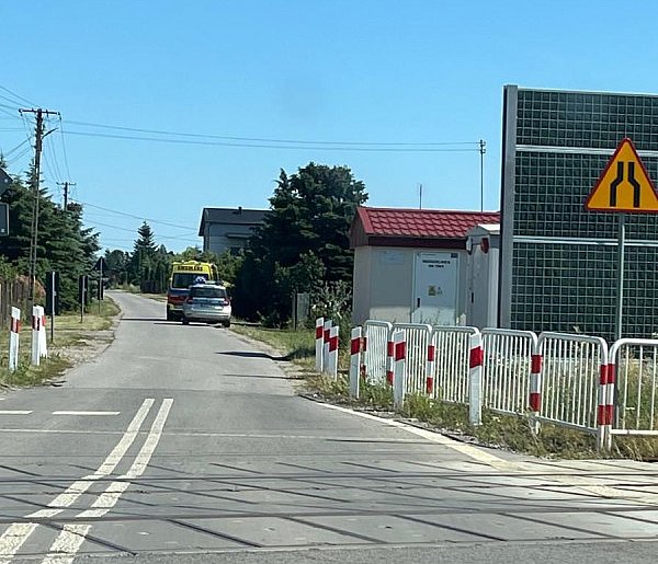 Na nagusa w biały dzień, groźnie przy torach w Starym Żylinie-85375