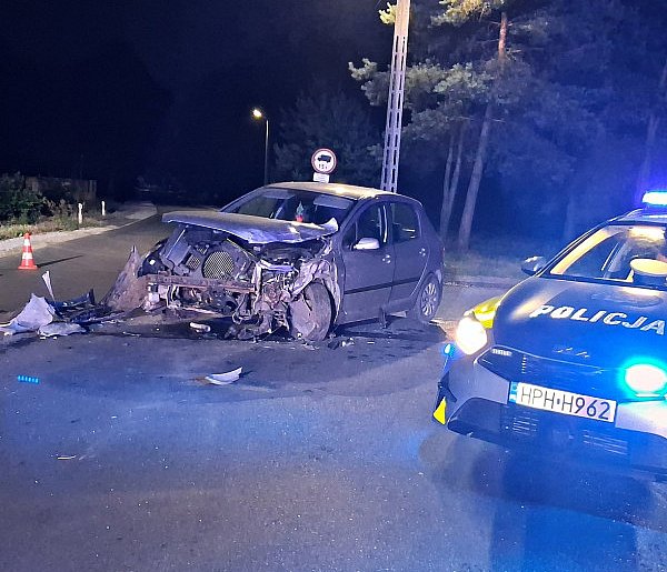 Wypadek w Juliopolu, jedna osoba trafiła do szpitala-85398