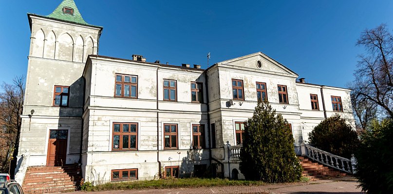 Zabytkowy pałac w Giżycach znów na sprzedaż - 85471