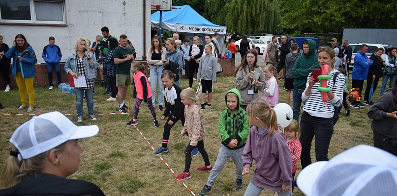 Wyzwanie Biegowe z Jajem. Tor z przeszkodami i piknik rodzinny - 85501