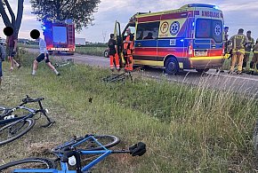 Przewrócili się na jezdni, a traktor wymusił. Było bardzo groźnie-85586