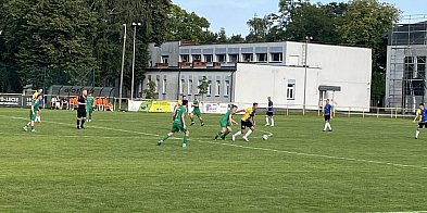 Promyk w V lidze. Debiutanci wywalczyli punkt-86177