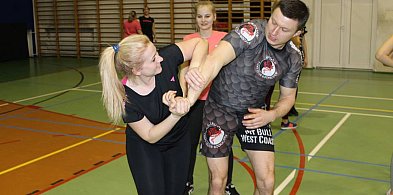 Teresińskie warsztaty z pierwszej pomocy i samoobrony-86203