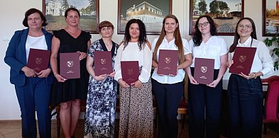 Awans siedmiu nauczycielek z Gminy Nowa Sucha, gratulujemy  -86473