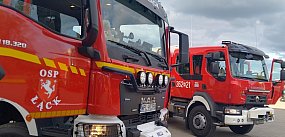 Popularna wiata na Plaży Patelnia w Grabinie w ogniu