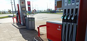 Drożyzna na stacjach paliw. Rząd obniży podatek?