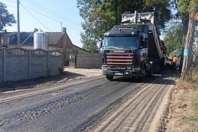 Trwa remont drogi powiatowej Złota - Dębsk-16136