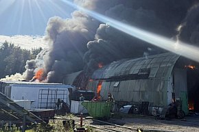 Pożar hali pod Błoniem-16201