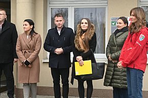 Defibrylator przy sochaczewskim Ogrodniku przekazany-16508