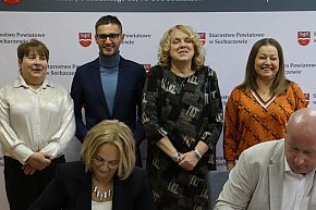 Podpisanie umowy na rozbudowę drogi Żdżarów - Rybno-16550