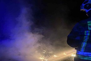 Gmina Brochów: pożar dzikiego wysypiska-87732