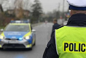 Dwóch kierowców BMW ukaranych za driftowanie na parkingu przy markiecie-88961