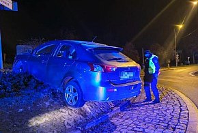 Rondo Żyradowska i mistrz akrobacji po nocnej libacji-89132