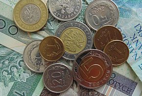 Nowe regulacje dla dorabiających. Od grudnia zmieniają się limity-89217