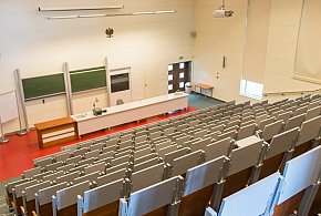 Uczelnie przeżywają oblężenie. Ten kierunek przyciąga tłumy-89315