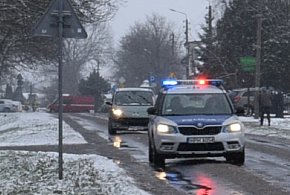 Sochaczew: cztery flakony perfum i perspektywa 7,5 roku więzienia-89295