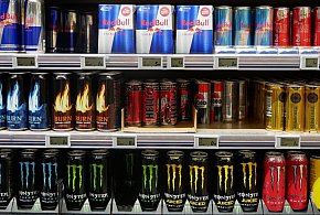 Popularne napoje pójdą ostro w górę. Rząd szykuje podwyżkę VAT-89610
