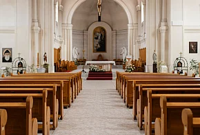 Miliony na Kościół w 2026 roku. Państwo co roku dokłada do duchownych-90325