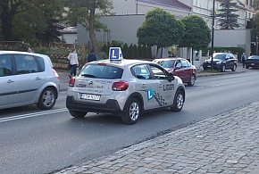 17-latkowie dostaną „prawko”. Nowe przepisy stawiają twarde warunki-90473