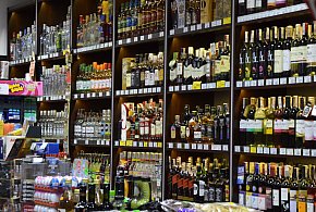 To codzienność wielu Polaków. Nowe dane o alkoholu niepokoją-90745