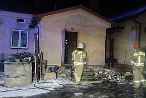 Pożar kotłowni w Nowym Kozłowie Drugim, na miejscu 18 strażaków