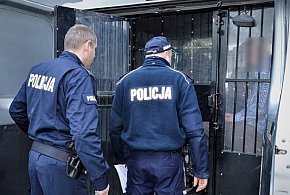 Niedziela, centrum Sochaczewa: szyba w aucie wybita w ramach "podziękowania"