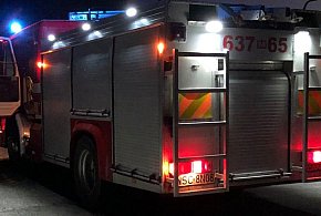 Pożar domu w Starym Dębsku, mieszkańcom zabezpieczono tymczasowe lokum