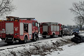 Pilne: jest bardzo ślisko, wiele zdarzeń w powiecie