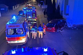 Osobówką w kamienicę na Staszica