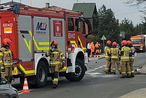 Akcja ratunkowa na Staszica: zderzenie osobówki z busem
